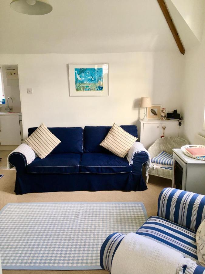 Lyme Regis Renovated Period Seaside Flat Apartman Kültér fotó