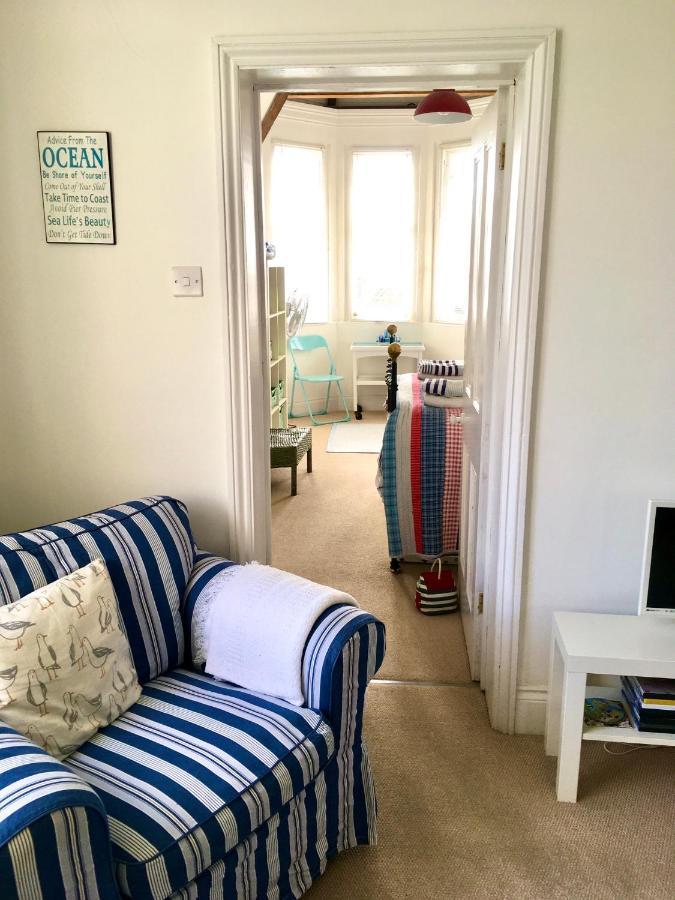 Lyme Regis Renovated Period Seaside Flat Apartman Kültér fotó